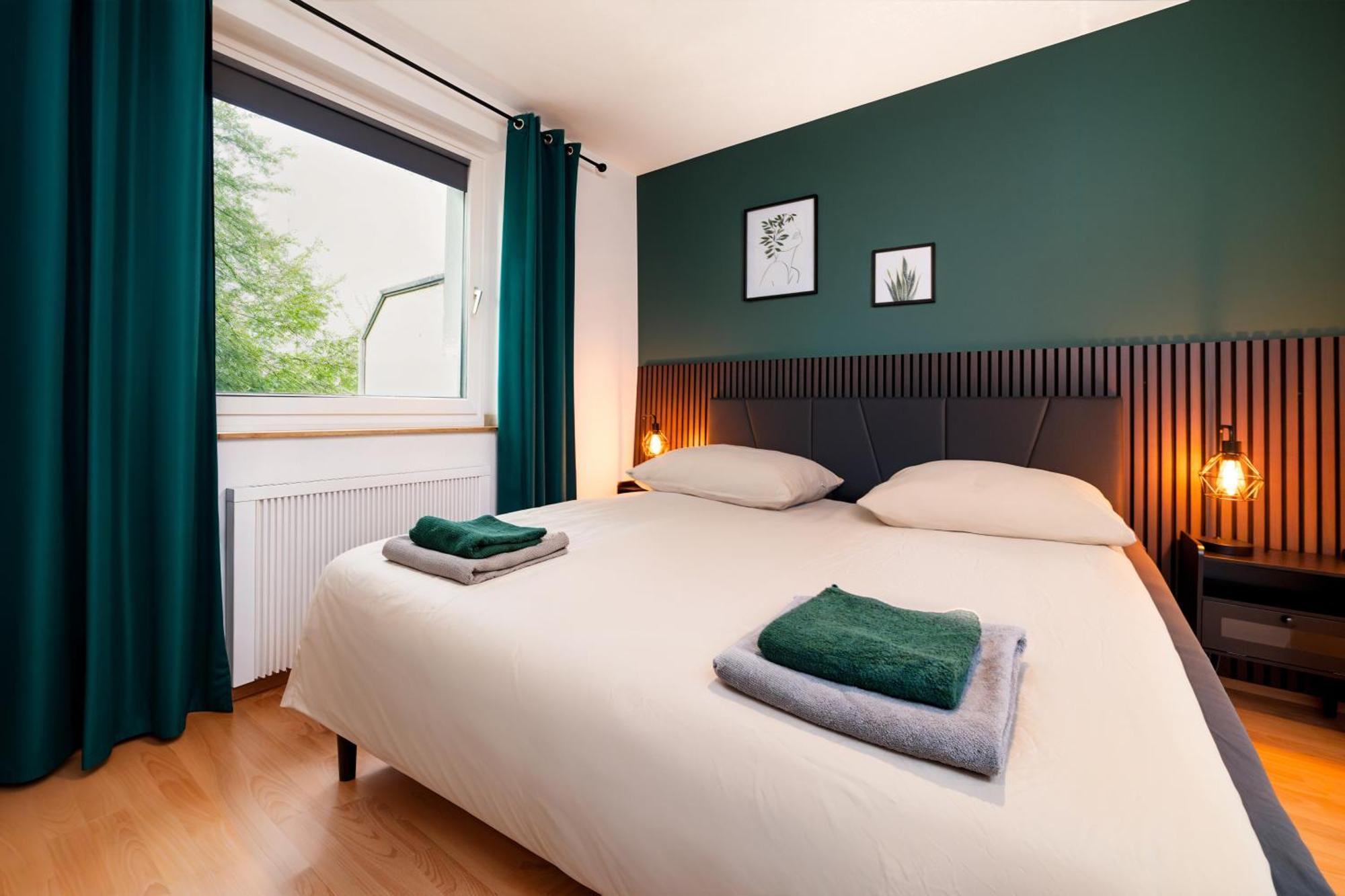 Smart Home - Essen - Perfect For 5 Guests! Central - Balcony - Netflix - Free Parking Zone Εξωτερικό φωτογραφία